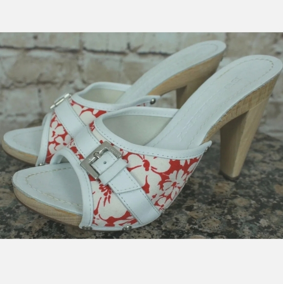 BURBERRY WOMEN'S WHITE/RED FLORAL CLOGS/SLIDES HEELS SHOES - Picture 1 of 9